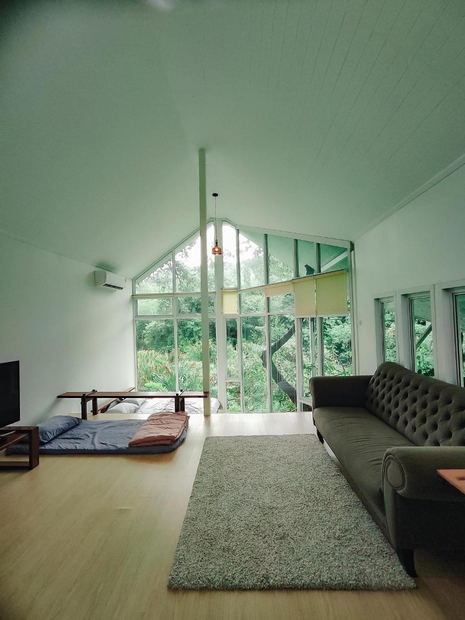 Royal Mountain View Villa Ratchaburi Bagian luar foto