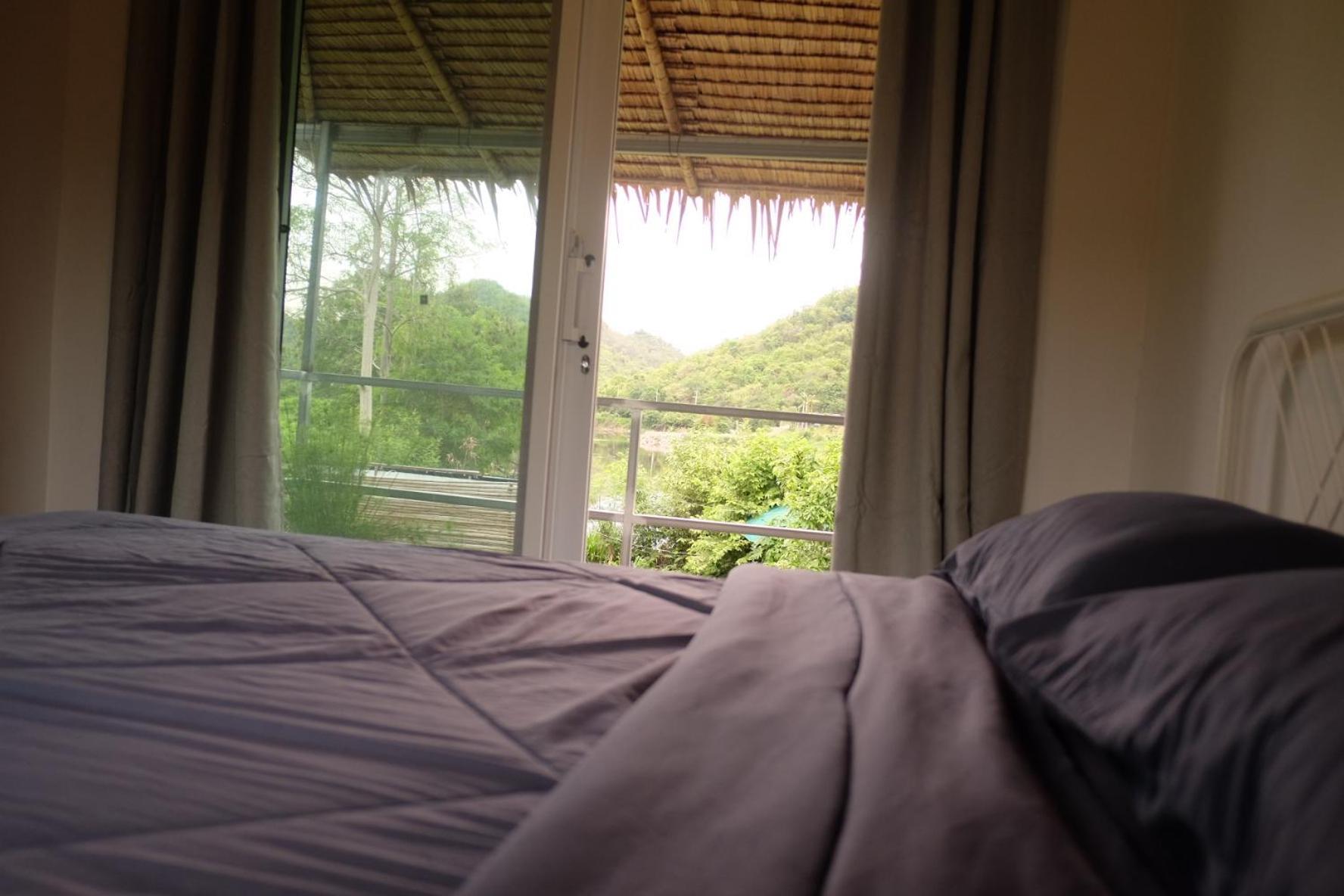 Royal Mountain View Villa Ratchaburi Ruang foto